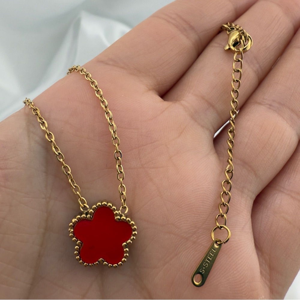 Alhambra Gold Stainless Steel One Motife Necklace with Red Flower Pendant - Picture 7 of 8
